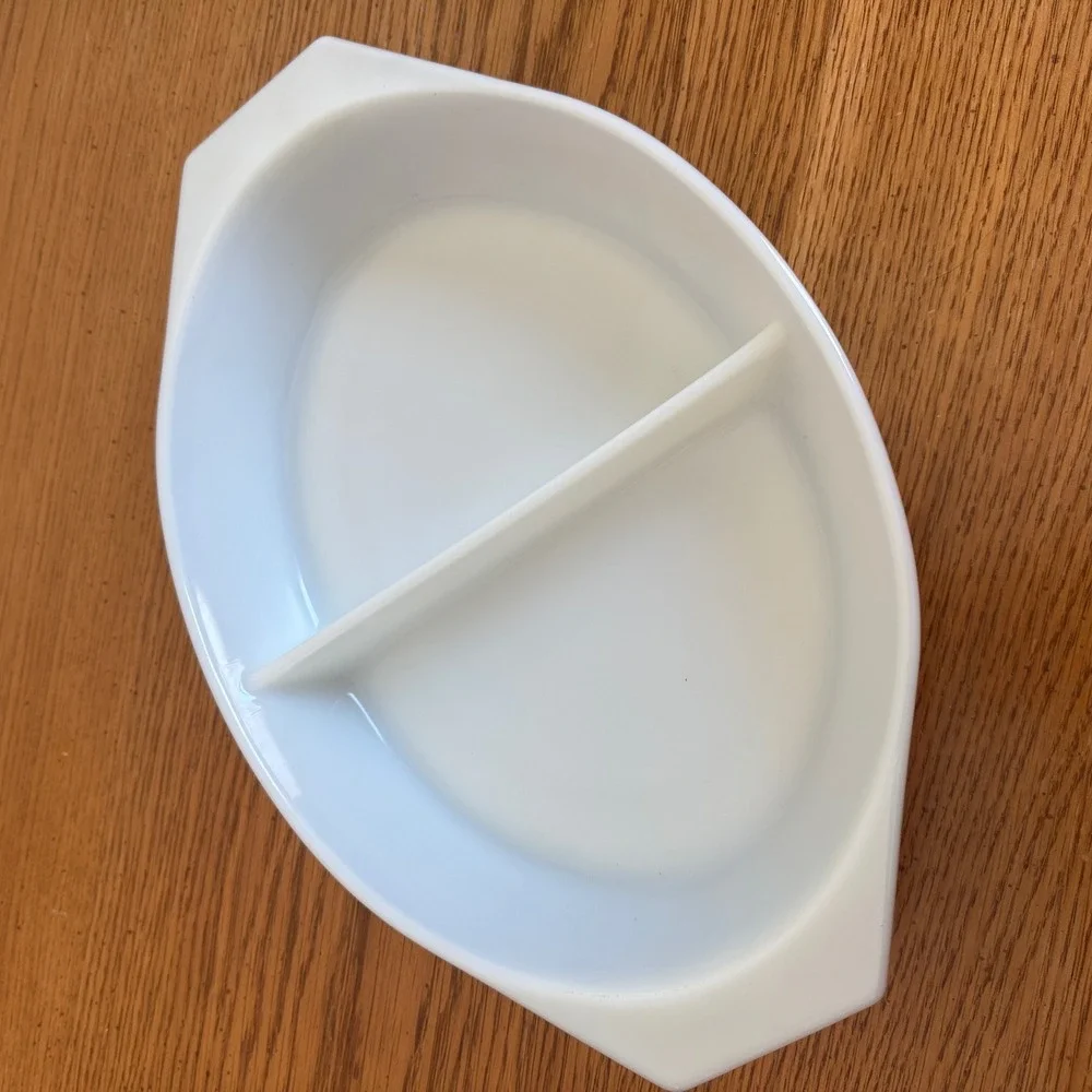 Pyrex divided collectible dish